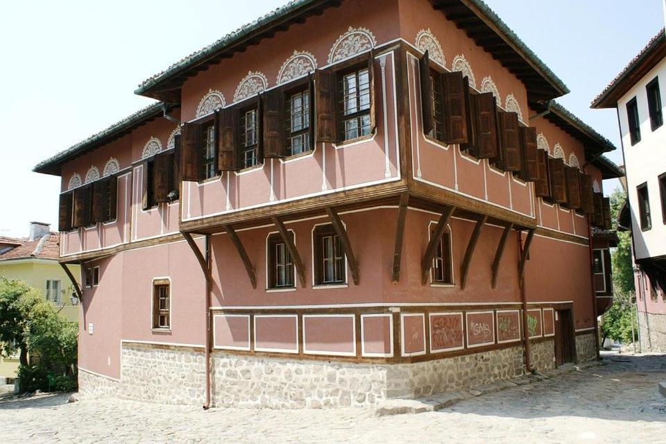Art House Plovdiv Hotel ภายนอก รูปภาพ